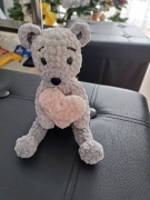 Walentynki - Miś z serduszkiem wykonany na szy