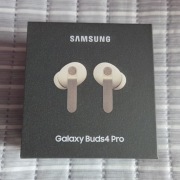 Słuchawki Samsung Galaxy Buds4 Pro kolor złoty