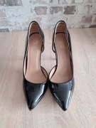 Szpilki ,lakierki ,high heels Sergio Todzi 40