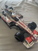 Model kolekcjonerski Mclaren Lewis Hamilton 