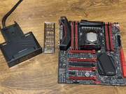 ASUS RAMPAGE V EXTREME + OC PANEL
