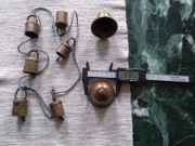 mosiężne dzwonki ozdobne 