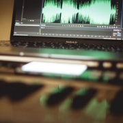 Transkrypcja audio, przepisywanie nagrań i tekstu