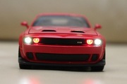 Model samochodu jak DODGE CHALLENGER SRT HELLCAT 1:32 światła dźwięk