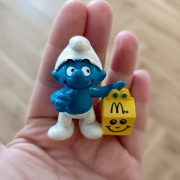 Figurka kolekcjonerska Smerf Vintage 1997 McDonald's Happy Meal 