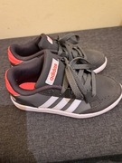 Buty sportowe Adidas Jak Nowe 31