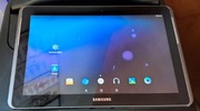 Tablet Samsung Galaxy Tab 2 10.1 16GB Wi-Fi 3G + akcesoria