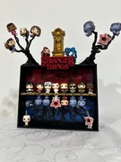 Półka Ekspozytor Stranger Things na figurki Kinder Joy Funko Pop