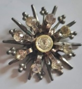 Śliczny wisiorek rodem z PRL lata 60-te Jablonex 