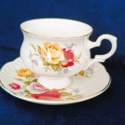 **filiżanka „Old Country Roses” porcelana Staffordshire 1930+