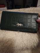 Zielony portfel z krokodylem