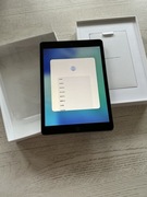 Apple iPad Air 8 generacji , Wi-Fi , 32GB , 10,2 cala