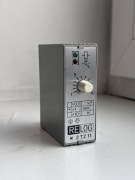 Przekaźnik czasowy RELOG 2TZ11, 24 V AC/DC, IP40 – produkcja NRD (DDR)