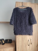 Puchaty sweter z rękawem 3/4