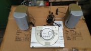 CD Player z glosnikami Technica