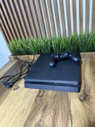 PlayStation 4 Slim