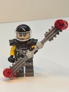 LEGO Ninjago minifigurka  njo399 Chopper Maroon + akcesoria.