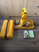 Teodolit optyczny Theo 020B