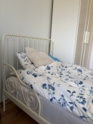 Łóżko białe rosnące z dzieckiem IKEA MINNEN