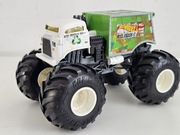 Hot Wheels 1/24 - Monster Trucks Will Trash It All