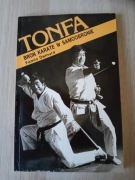 Tonfa. Broń karate w samoobronie - Fumio Demura
