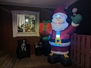 Dmuchany Mikołaj LED 240 CM