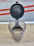 Pojemnik na kurz do odkurzacza Beko VRT84225VB CZĘŚCI 