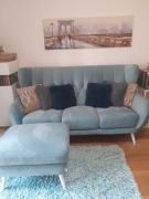 Sofa 3osobowa tapicerowana + pufa w stylu Glamour