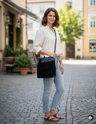 Czarna torba typu hobo z kwiatami, ręczne robiona