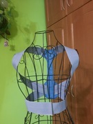 Pas korekcyjny zapobiegający garbieniu pleców