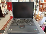 Laptop IBM ThinkPad T23 Typ 2647