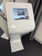 EMS XBODY NEWAVE - maszyna do treningu