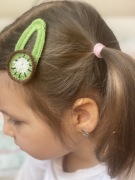 Ręcznie robione spinki do włosów – kiwi, dla dziewczynki, 2 szt.