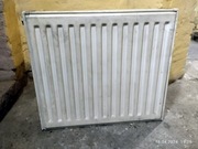 Używany grzejnik pokojowy, płytowy
