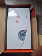 Elektryczny przepływowy podgrzewacz wody KOSPEL focus elektronik EPVE-24