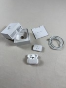 słuchawki bezprzewodowe AirPods Pro (2. generacji) z etui MagSafe z USB-C