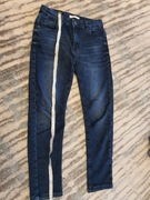 Spodnie 152 Reserved 