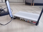 Router Cisco ISR 1100 Series  bez oryginalnego opakowania 