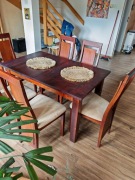 Stół z litego drewna brzozowego, kolor Teak, 6 krzeseł z litego drewna.