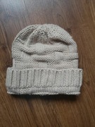 Beżowa Czapka na zimę beanie.