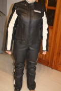 Kurtka + spodnie Yamaha skóra , NOWY rozmiar 48