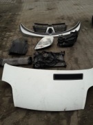 Trafic Vivaro Primastar Lewy przód kierowcy maska chłodnica atrapa błotnik