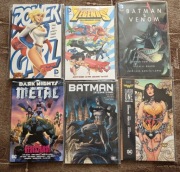 Zestaw DC Comics Batman Wonder Woman Power Girl EN TPB