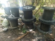 Plastikowe bębny po kablach