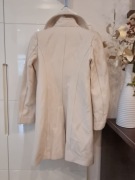 benetton płaszcz piękny biały ciepły naturalny wełniany