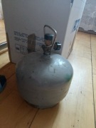 Sprzedam mala  turystyczna butle gazowa z maszynka