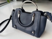 Granatowa elegancka mała torebka charming charlie