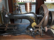 STARA MASZYNA DO SZYCIA NA KORBKĘ