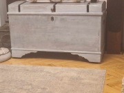 Kufer drewniany do przechowywania 