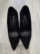 Buty na obcasie 